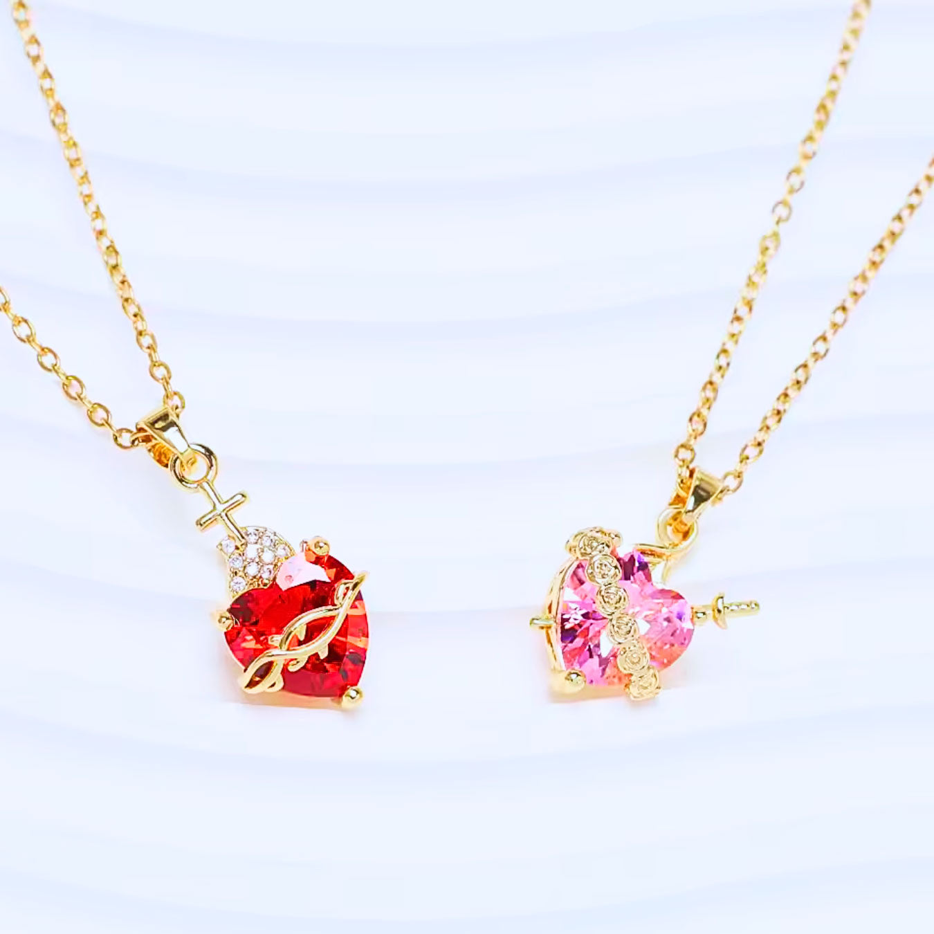 Colar Pingente Sagrado Coração de Jesus - Zircônia