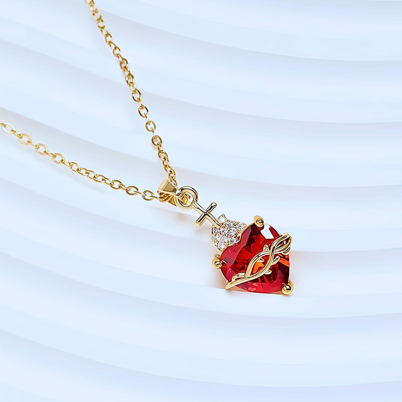 Colar Pingente Sagrado Coração de Jesus - Zircônia