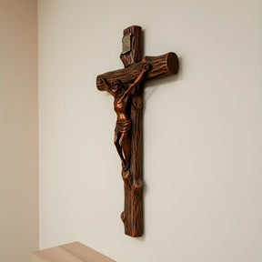 Crucifixo Redentor em Resina e Metal - Parede