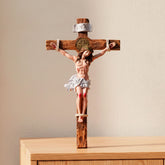 Crucifixo Paixão de Cristo em Resina - Parede