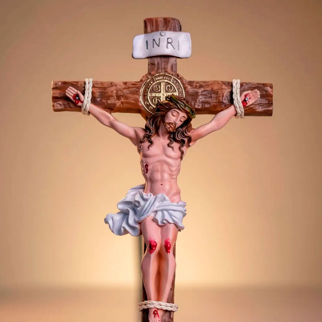 Crucifixo Paixão de Cristo em Resina - Parede