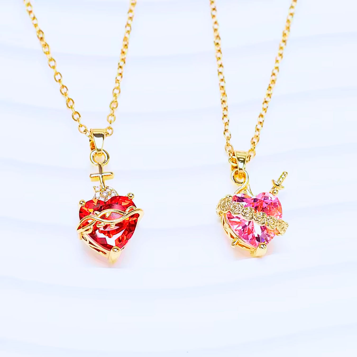 Colar Pingente Sagrado Coração de Jesus - Zircônia