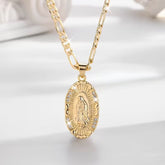 Colar com Pingente de Nossa Senhora de Guadalupe