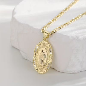 Colar com Pingente de Nossa Senhora de Guadalupe