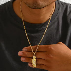 Colar com Pingente de São Judas Tadeu