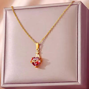 Colar Pingente Sagrado Coração de Jesus - Zircônia