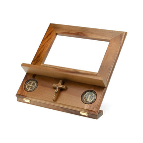 Porta Bíblia em Madeira com Medalha de São Bento